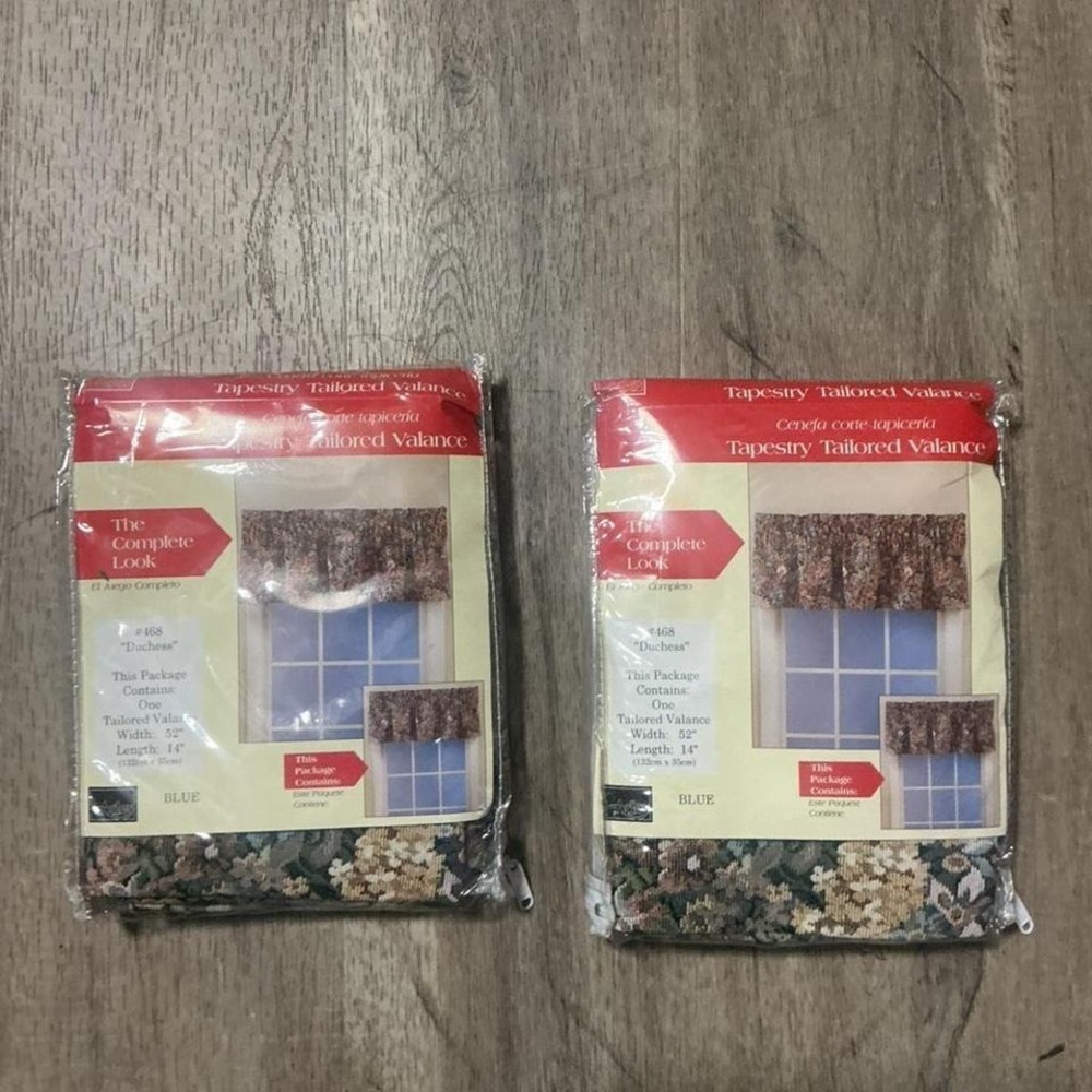 Tapestry Tailored Window Valance Duchess Floral Blue‎ 52x14 NIP Cottagecore